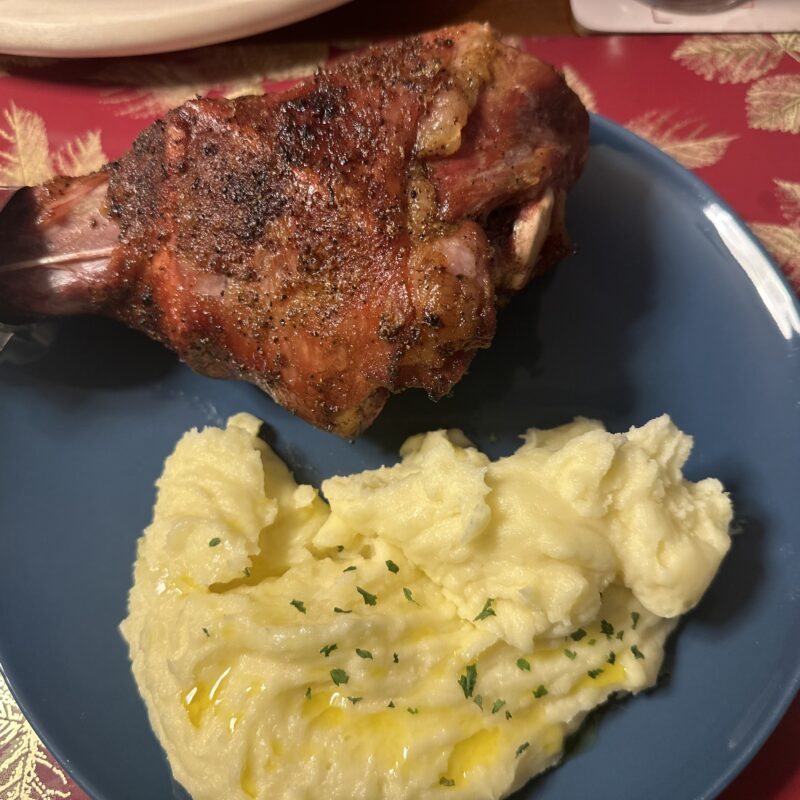 Turkey Leg & Mash